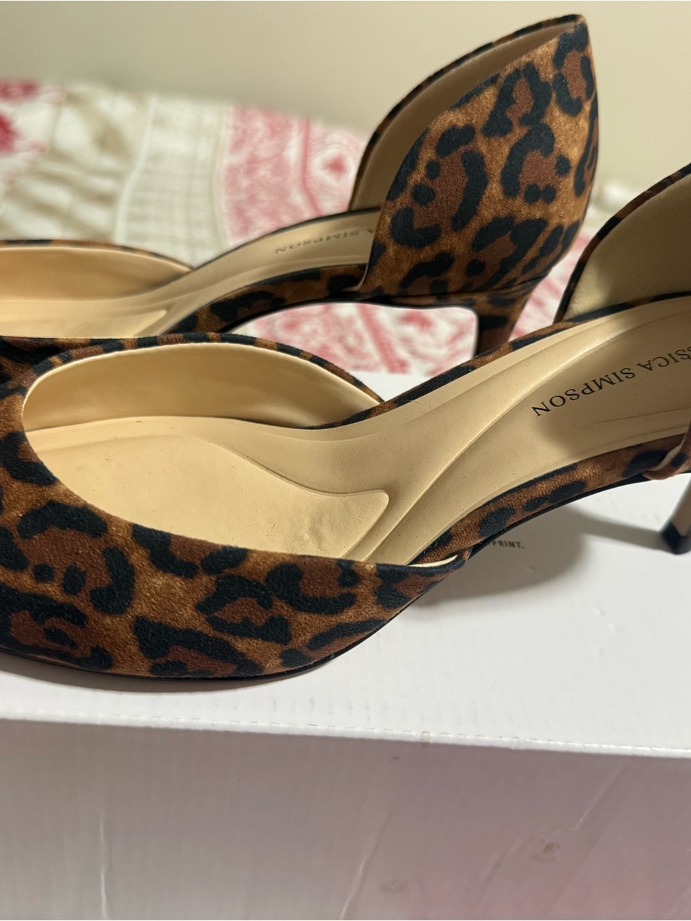 Jessica Simpson Leopard Print Pointed Toe D'Orsay Flats - Picture 7 of 7